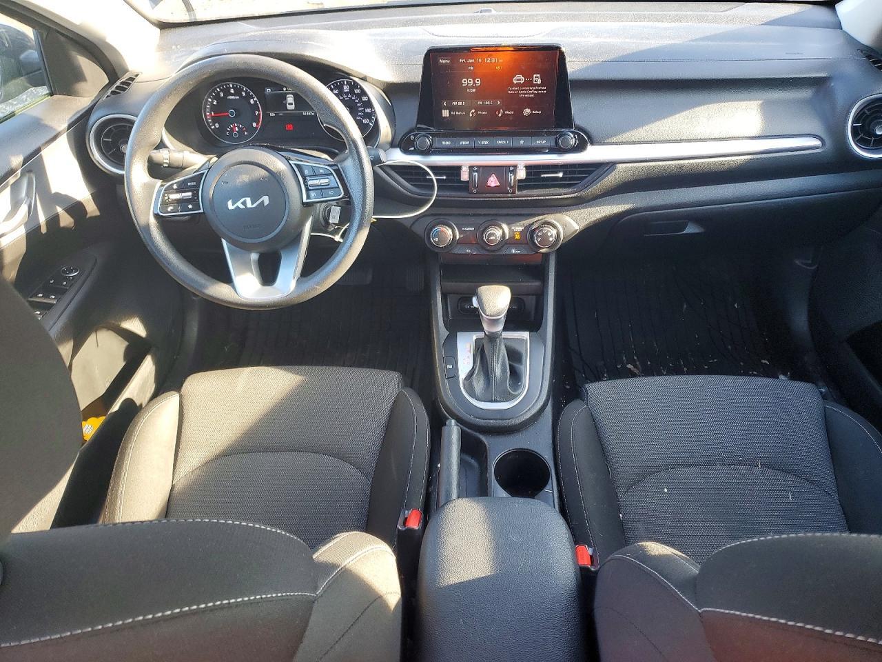 2023 KIA FORTE