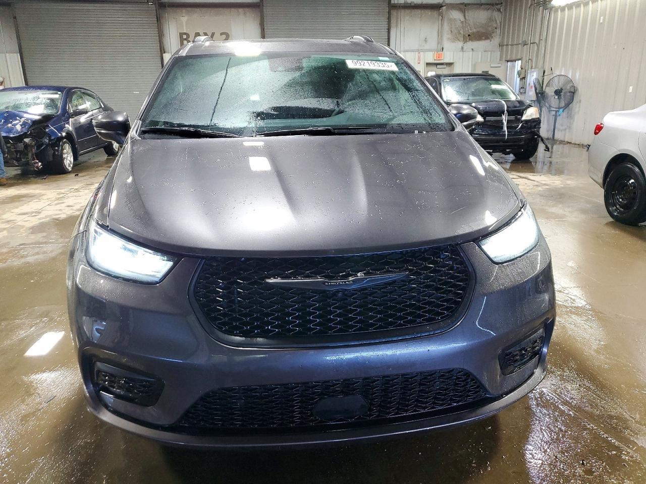 2022 CHRYSLER Pacifica
