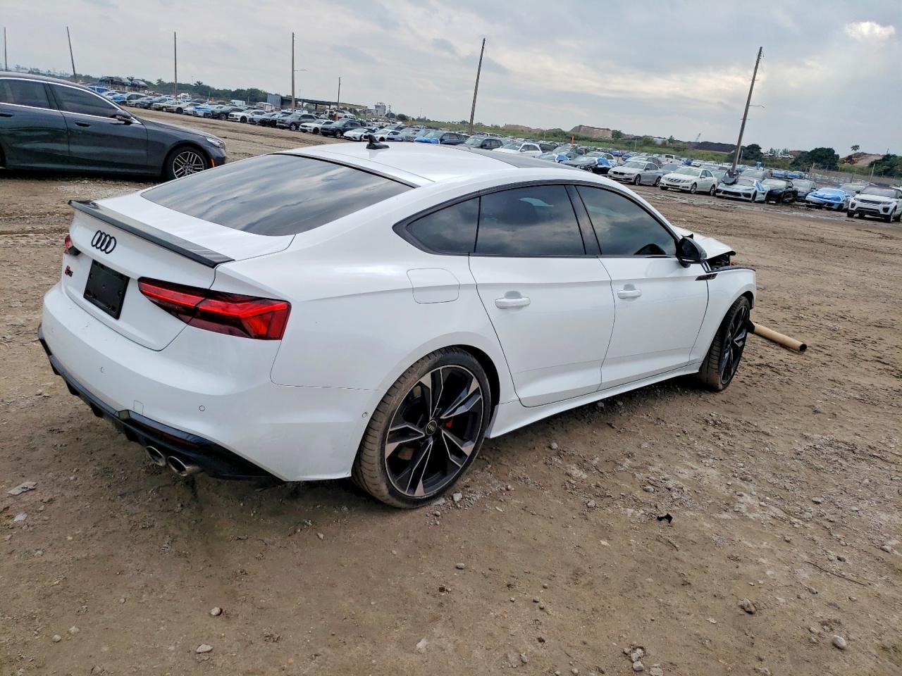 2022 AUDI S5