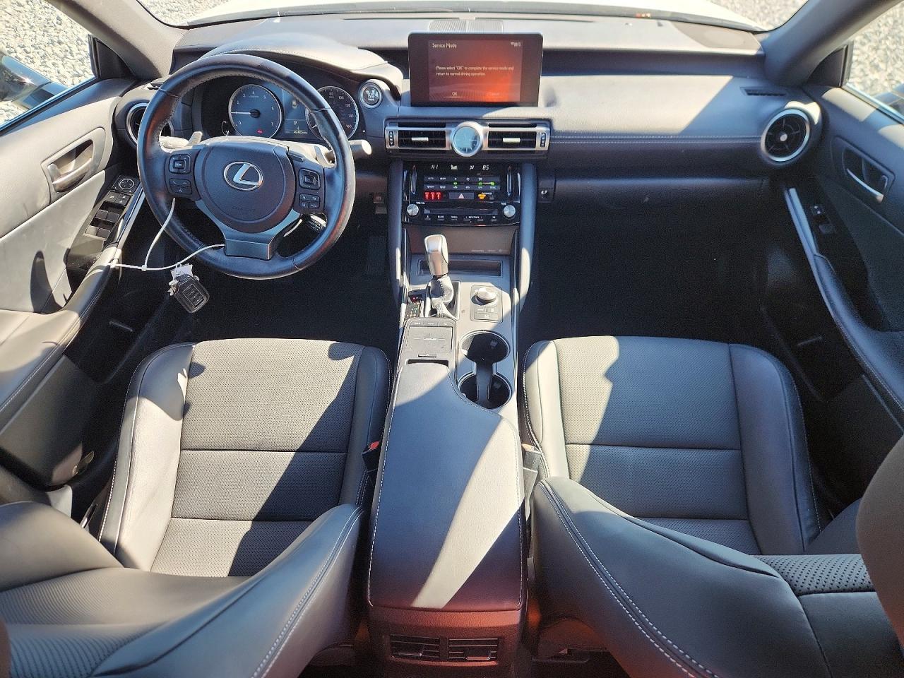 2022 LEXUS IS 300