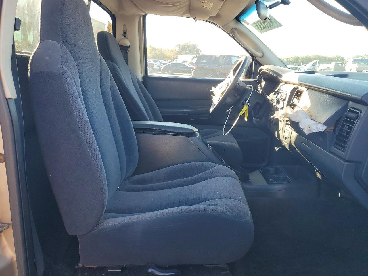 2003 DODGE Dakota