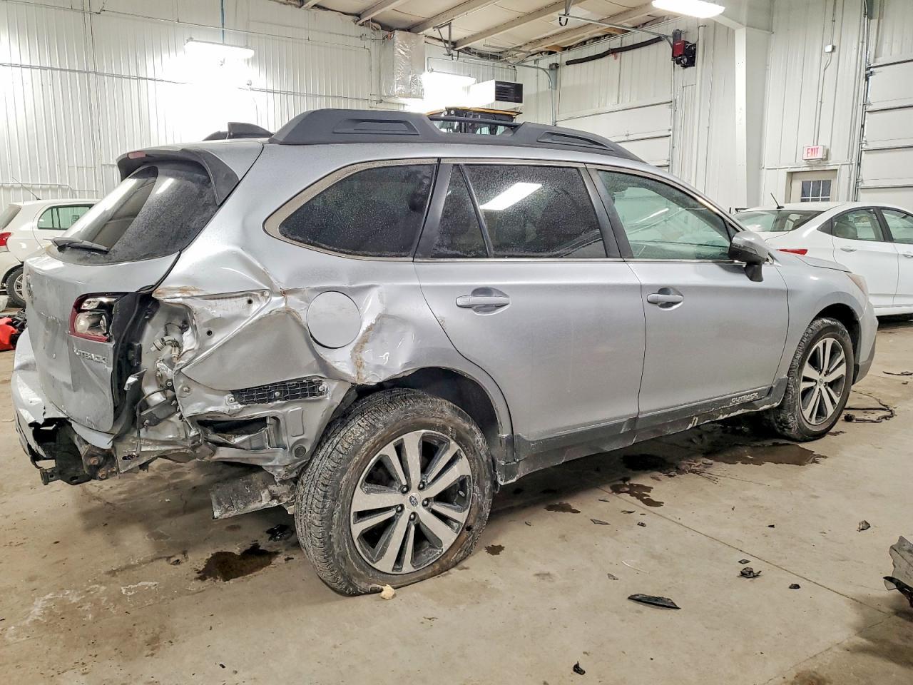 2019 SUBARU Outback