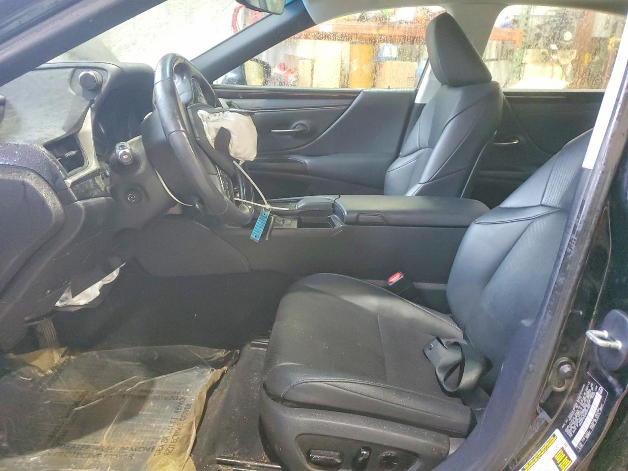 2021 LEXUS ES 250