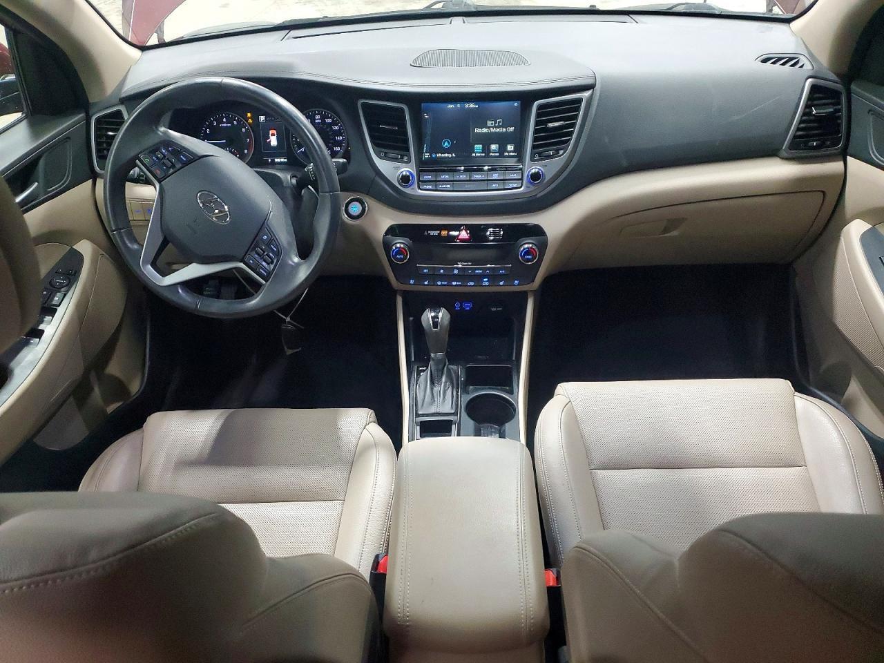 2016 HYUNDAI TUCSON