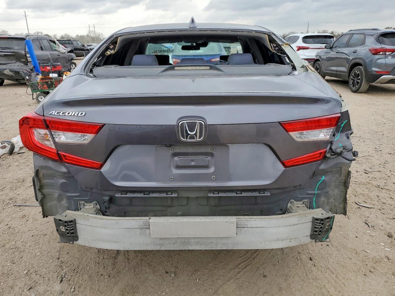 2018 HONDA ACCORD