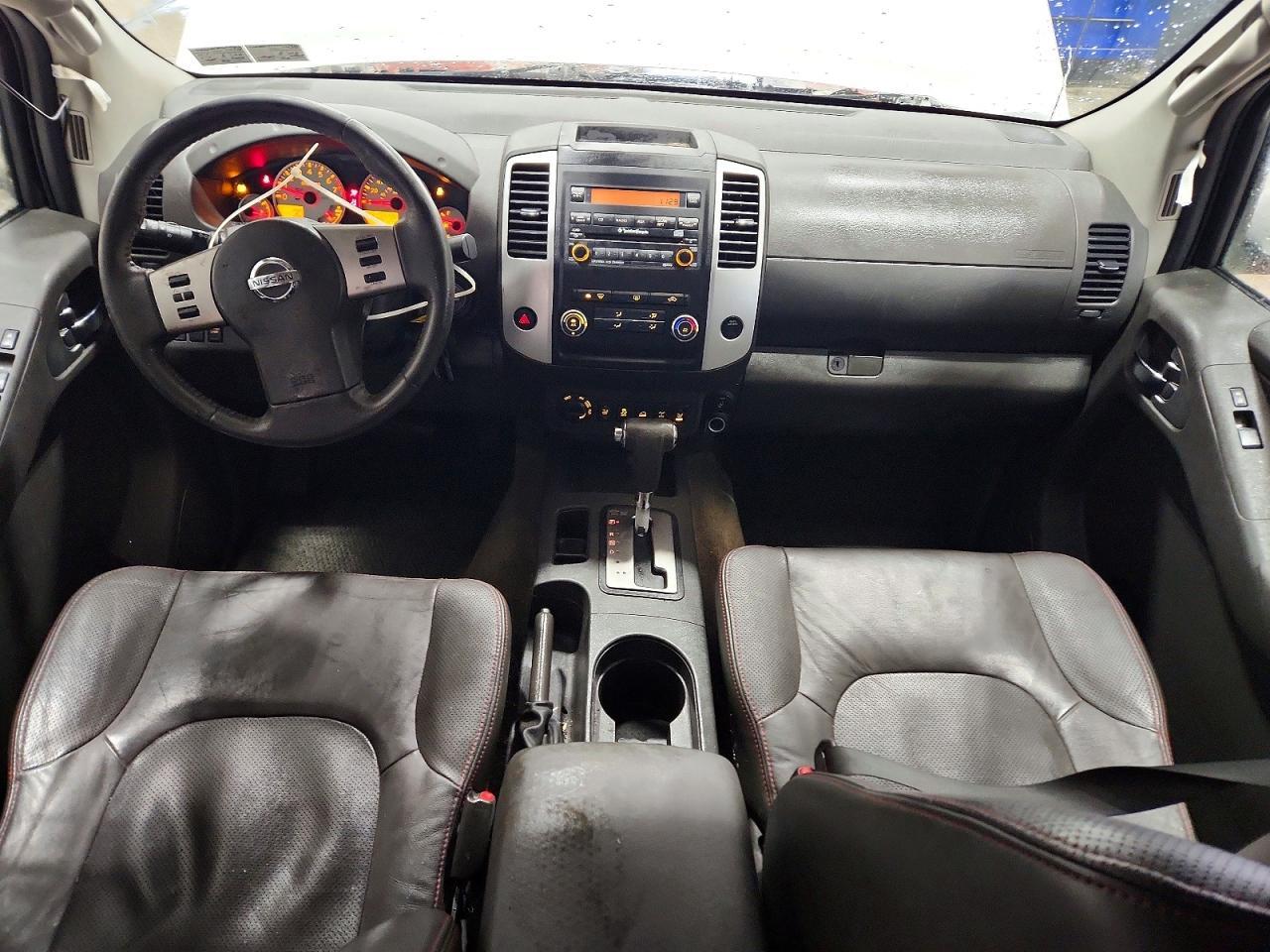 2012 NISSAN Frontier