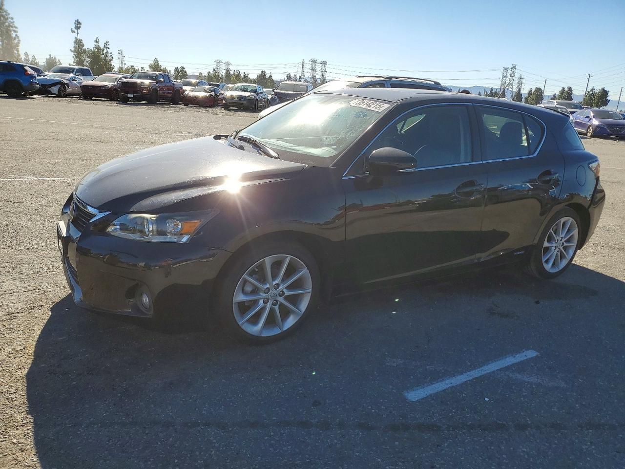 2013 LEXUS CT 200