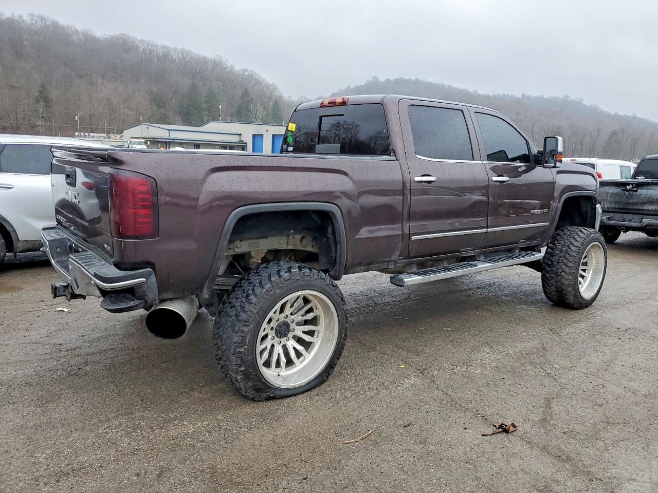 2016 GMC Sierra