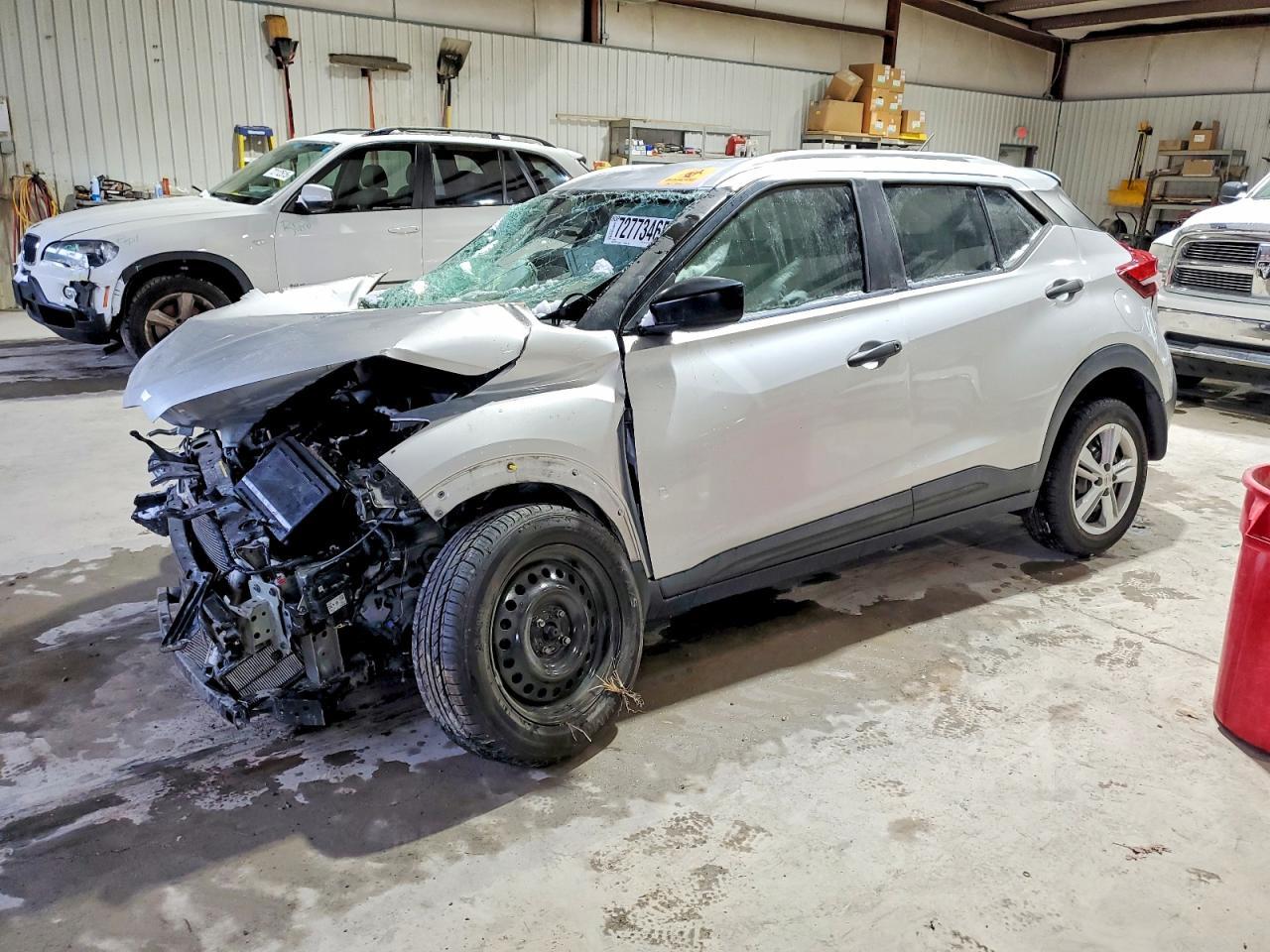 2018 NISSAN KICKS