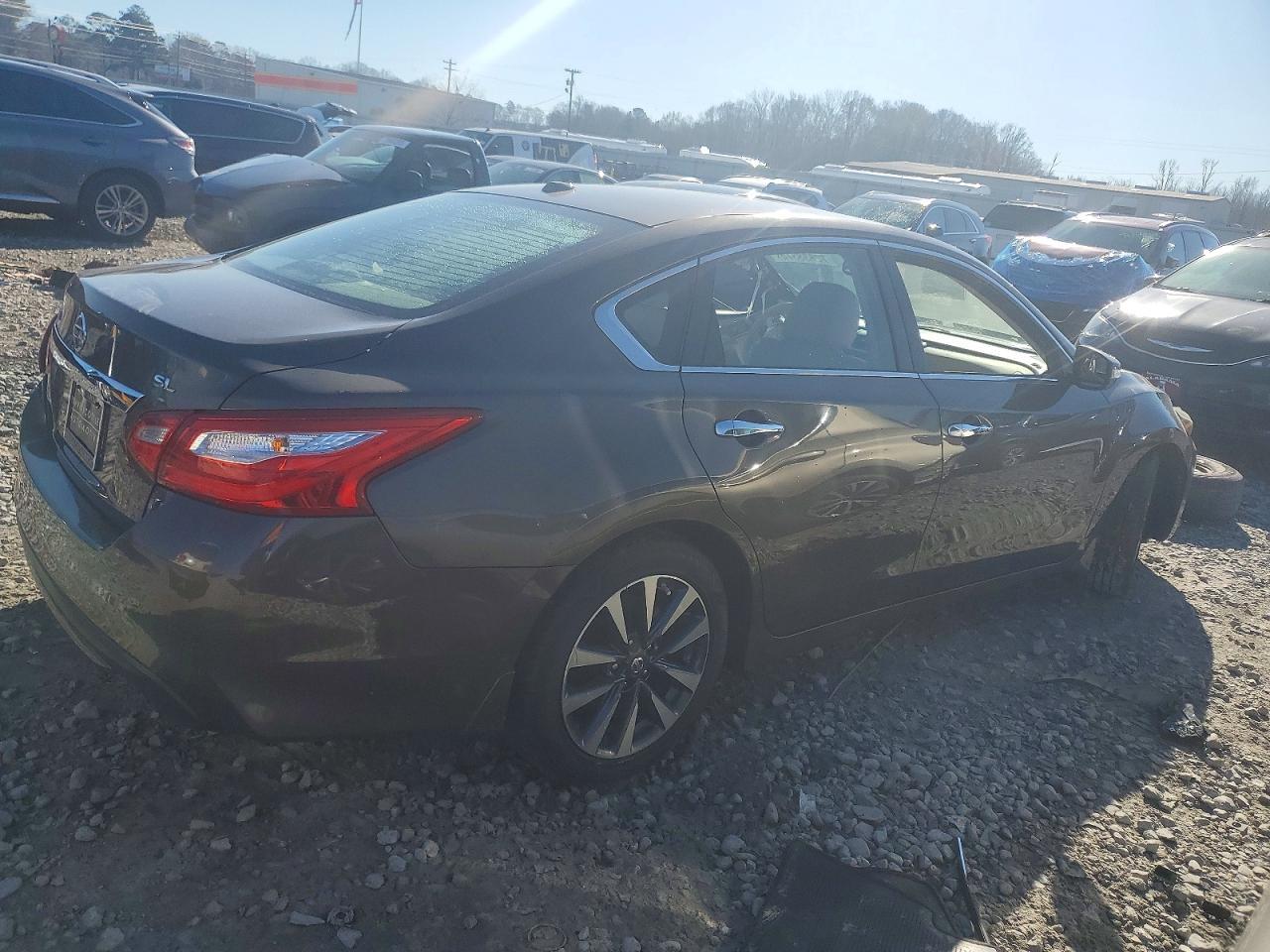 2017 NISSAN ALTIMA