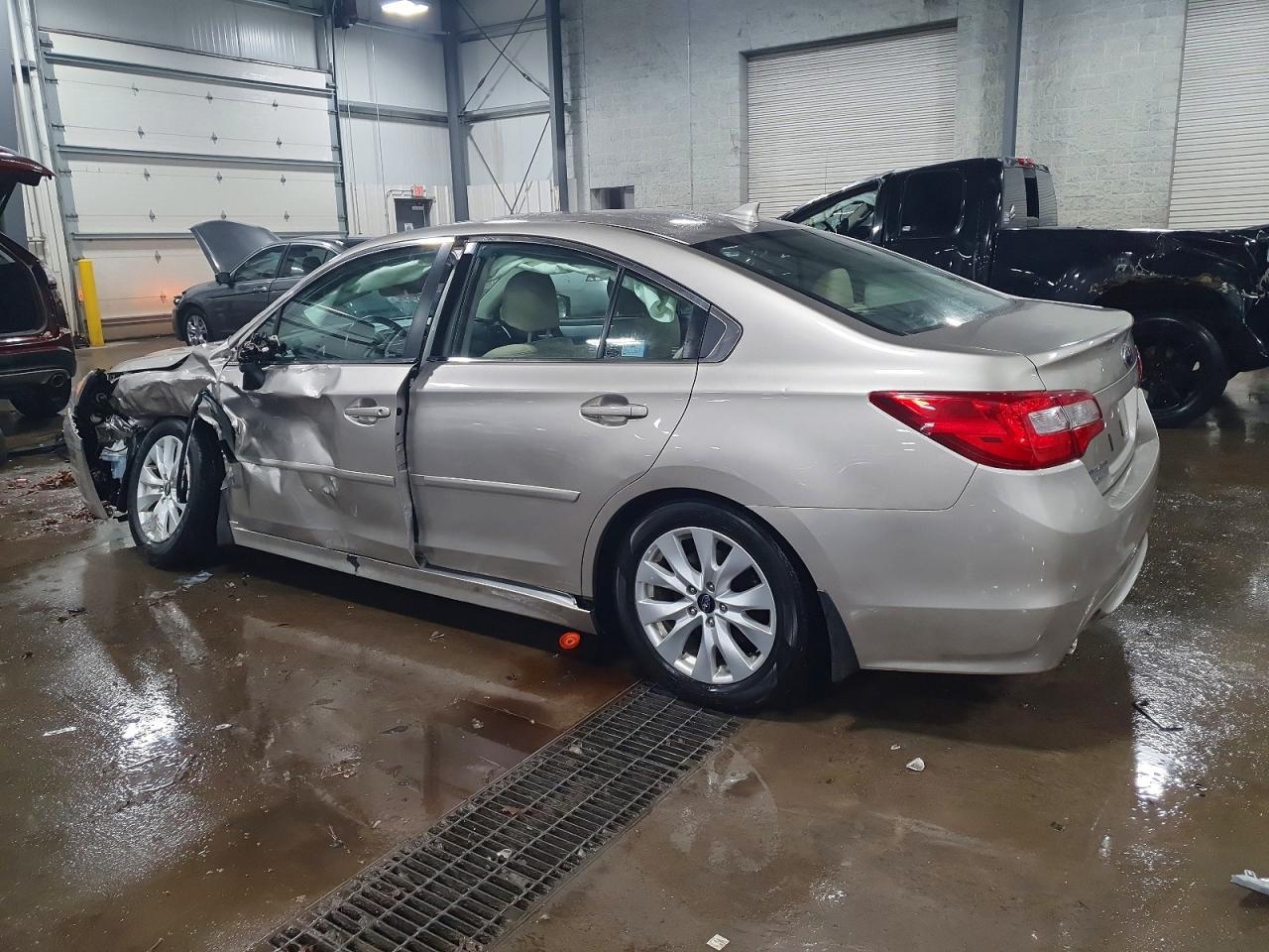2017 SUBARU Legacy