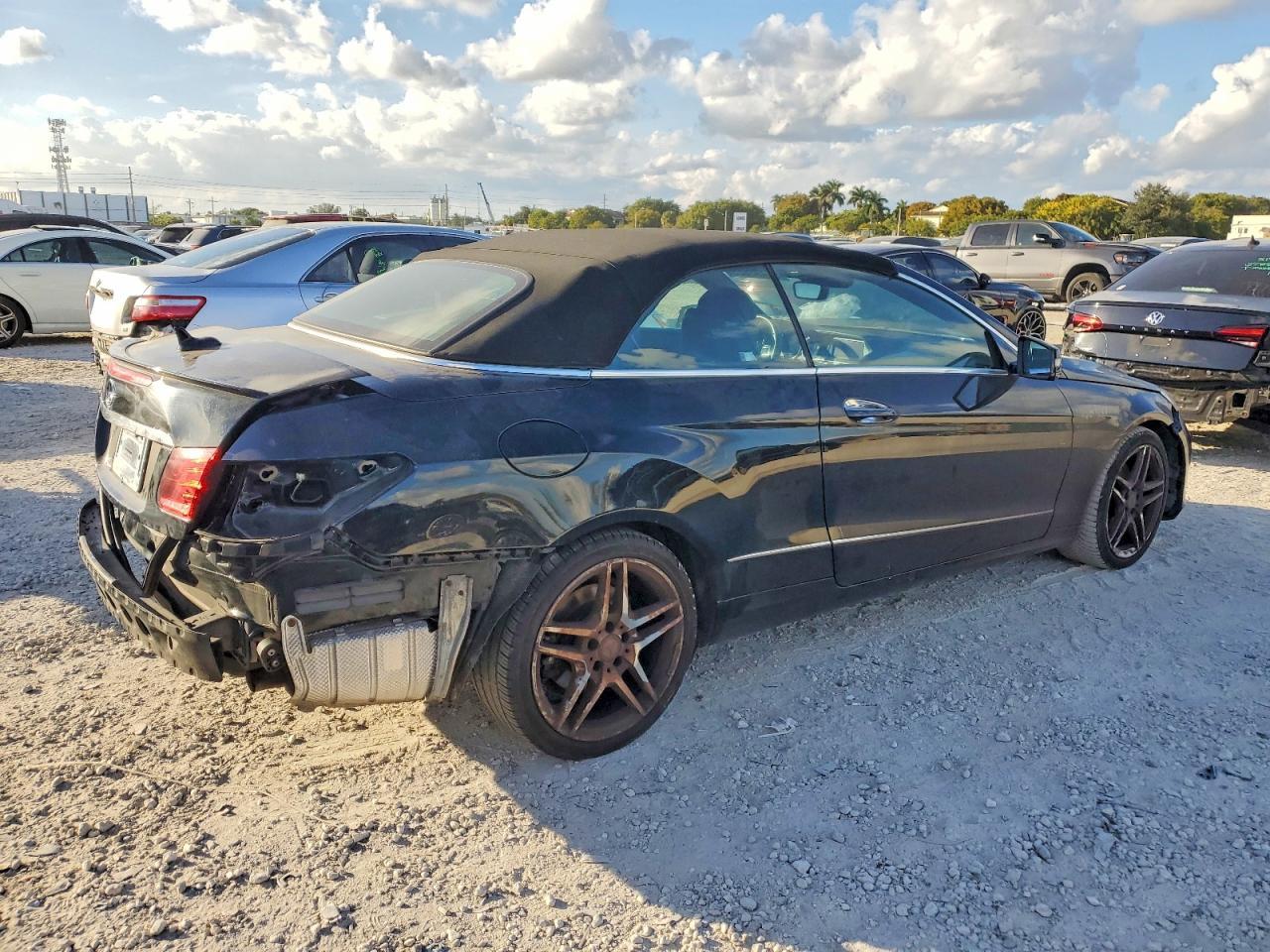 2015 MERCEDES-BENZ E-Class