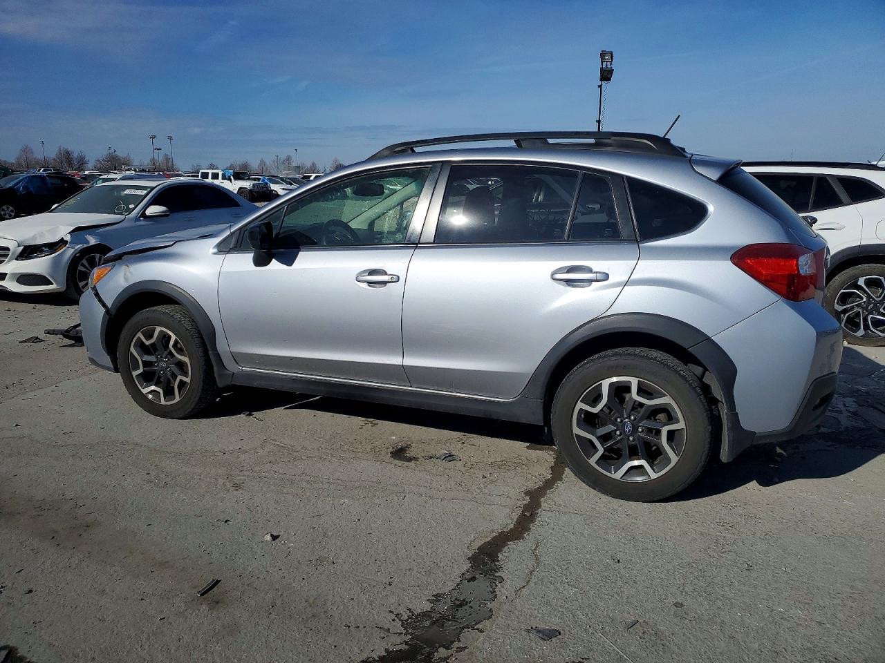 2016 SUBARU Crosstrek
