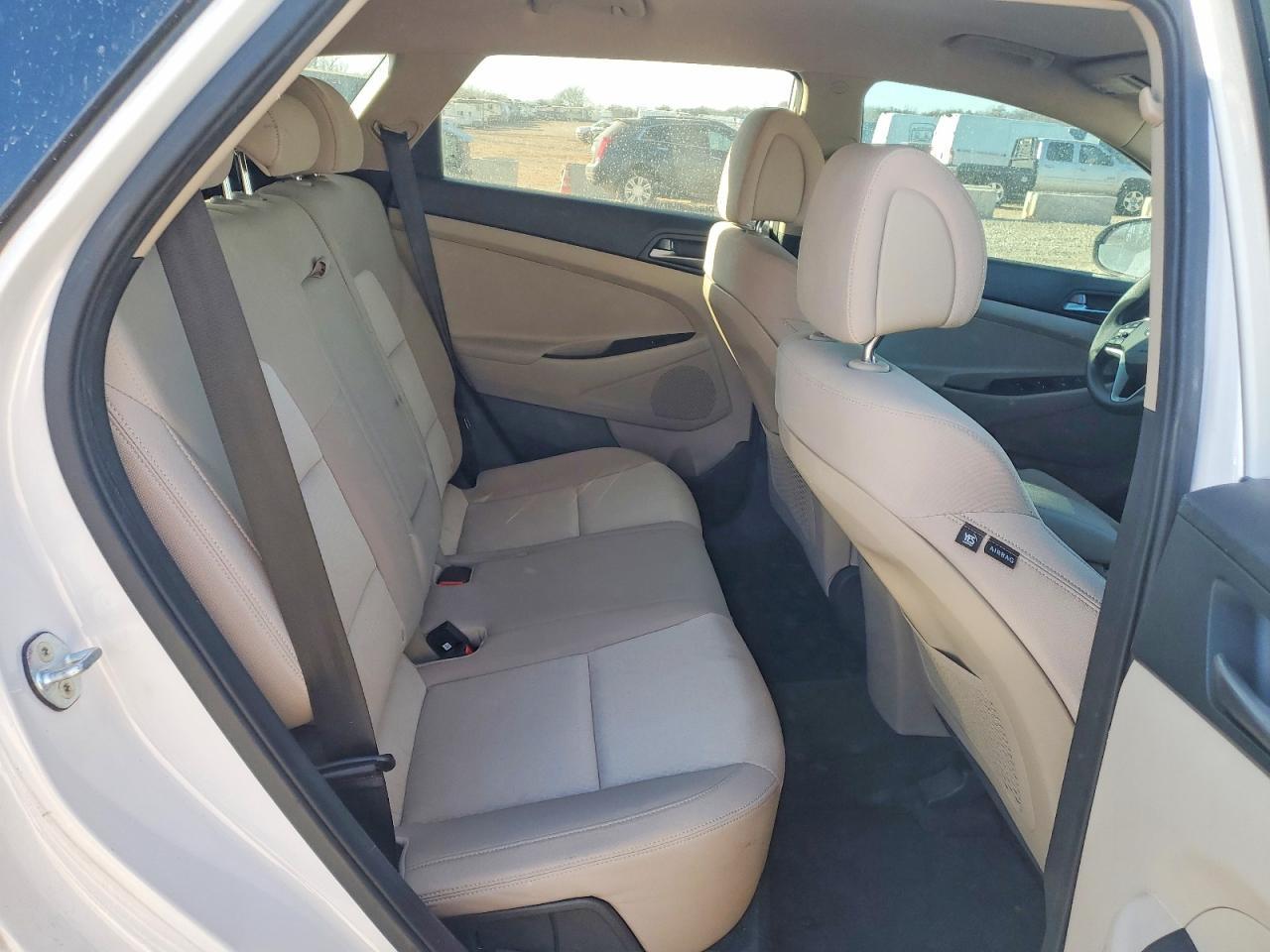 2017 HYUNDAI TUCSON