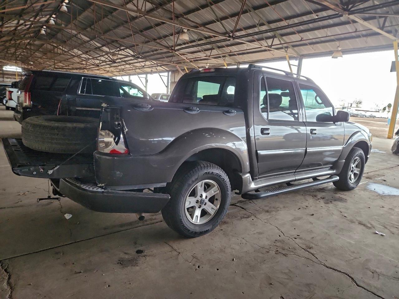 2005 FORD Explorer Sport Trac