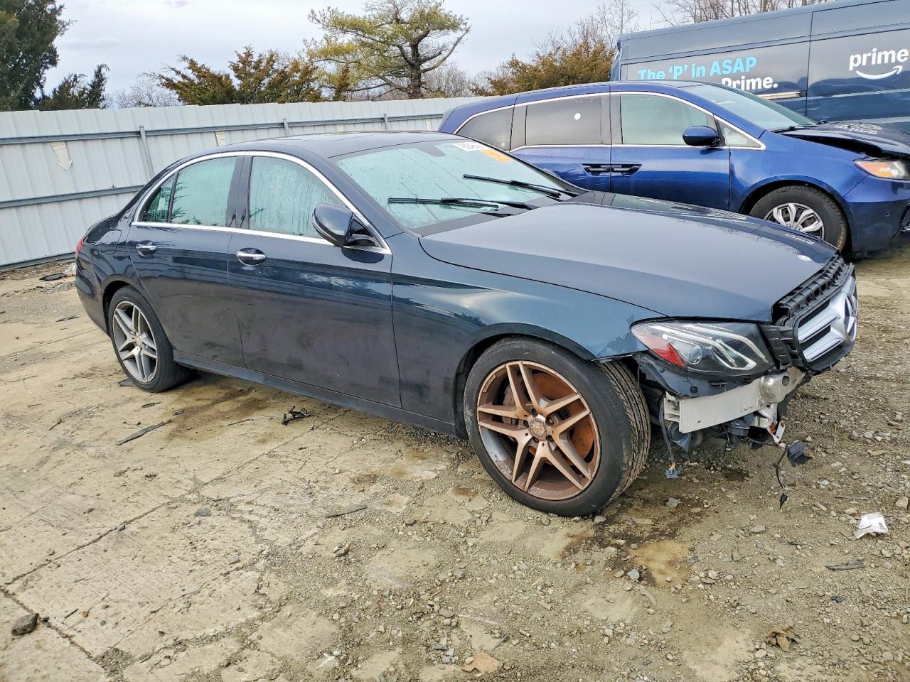 2017 MERCEDES-BENZ E-Class