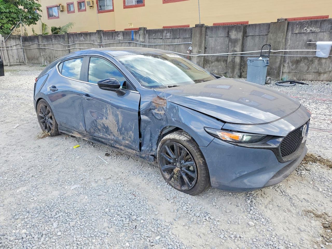 2023 MAZDA 3