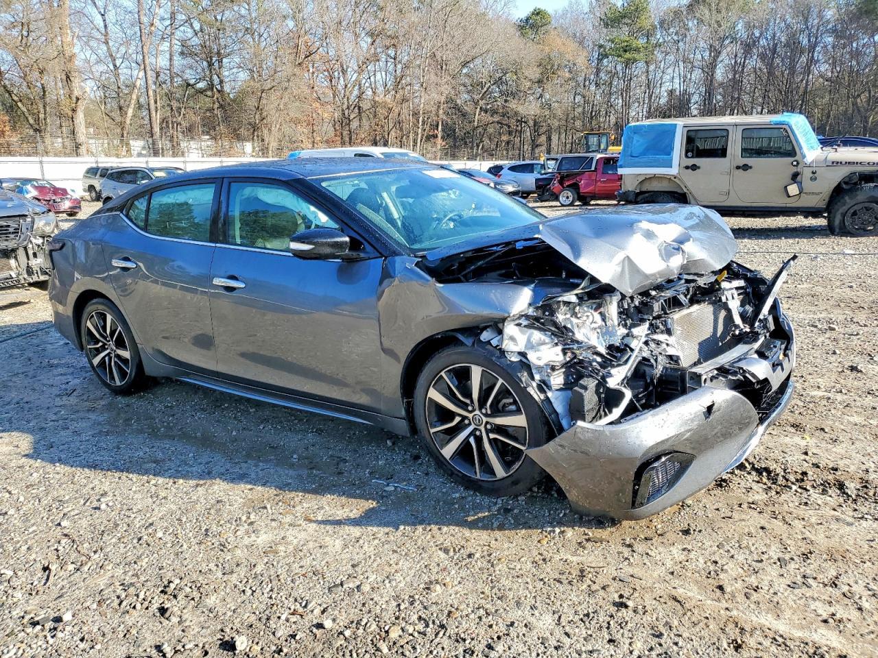 2022 NISSAN Maxima