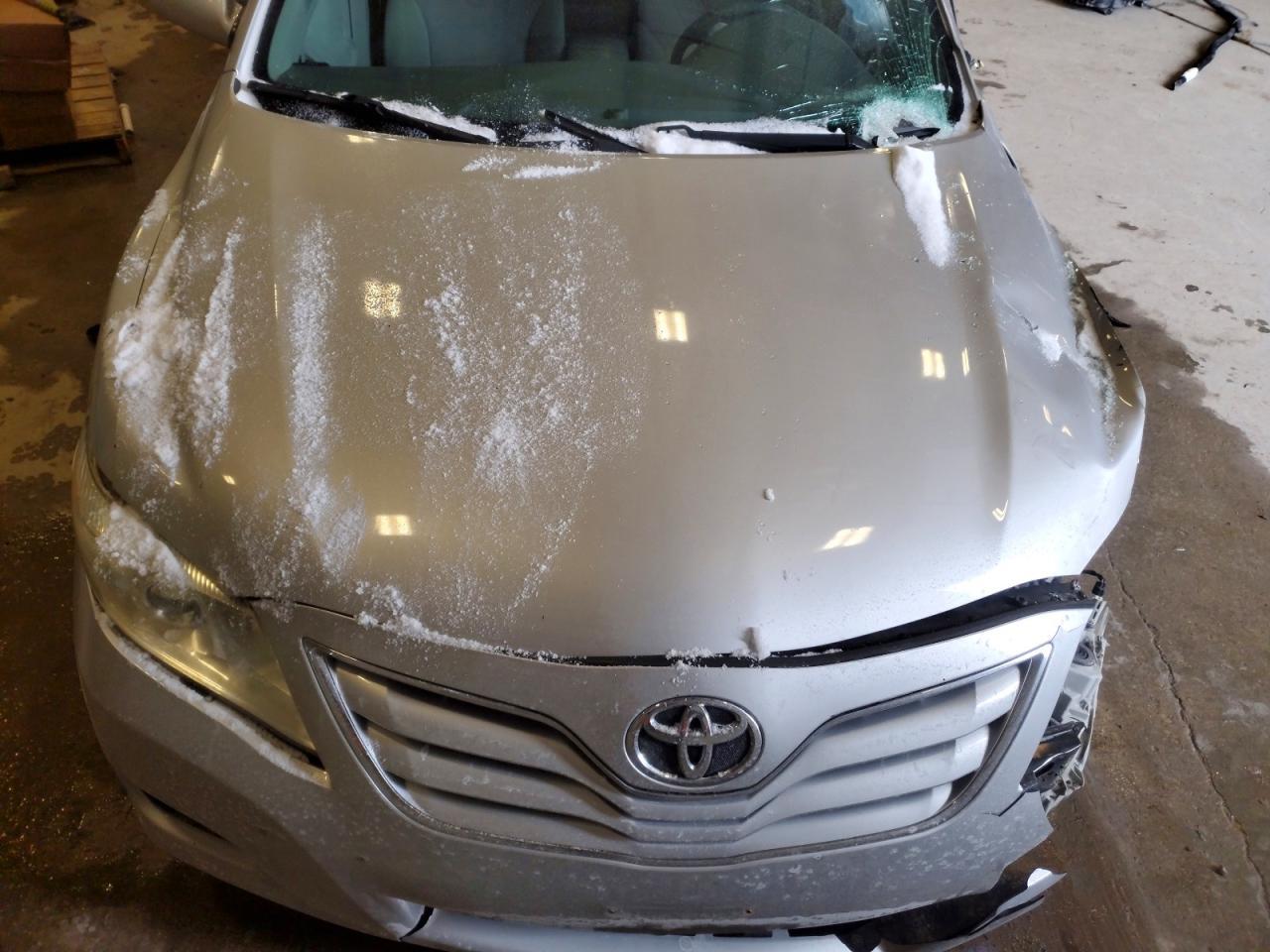 2011 TOYOTA CAMRY