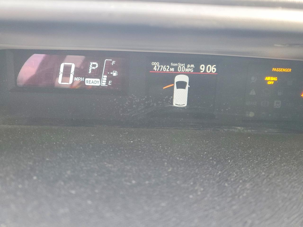 2016 TOYOTA Prius c