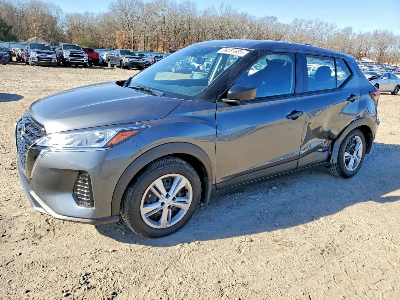 2025 NISSAN KICKS