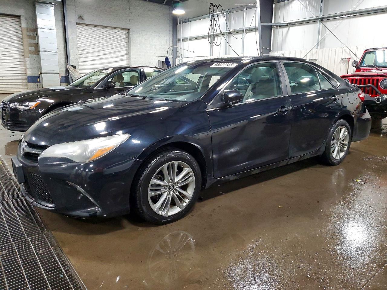 2017 TOYOTA CAMRY