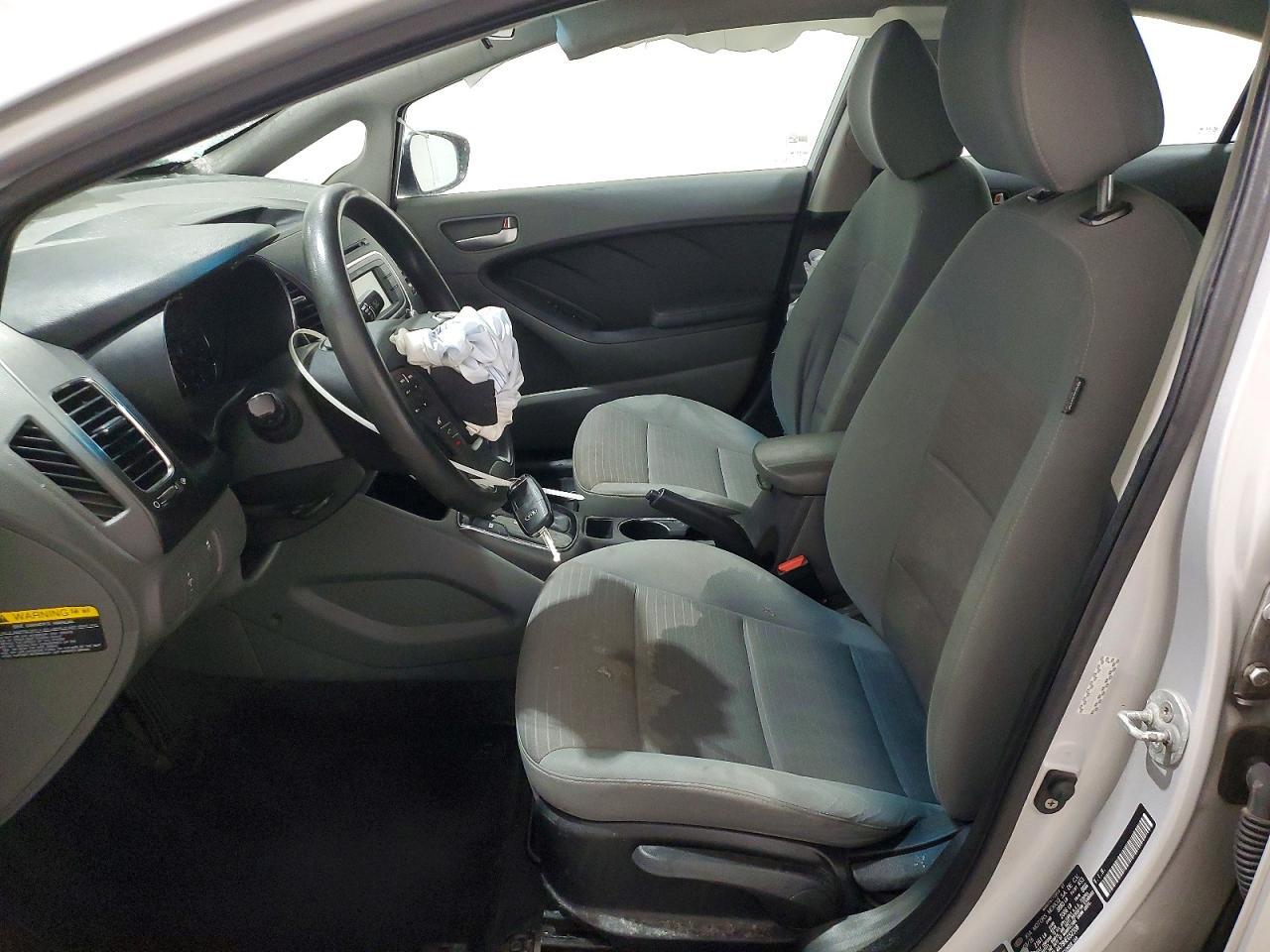 2017 KIA FORTE