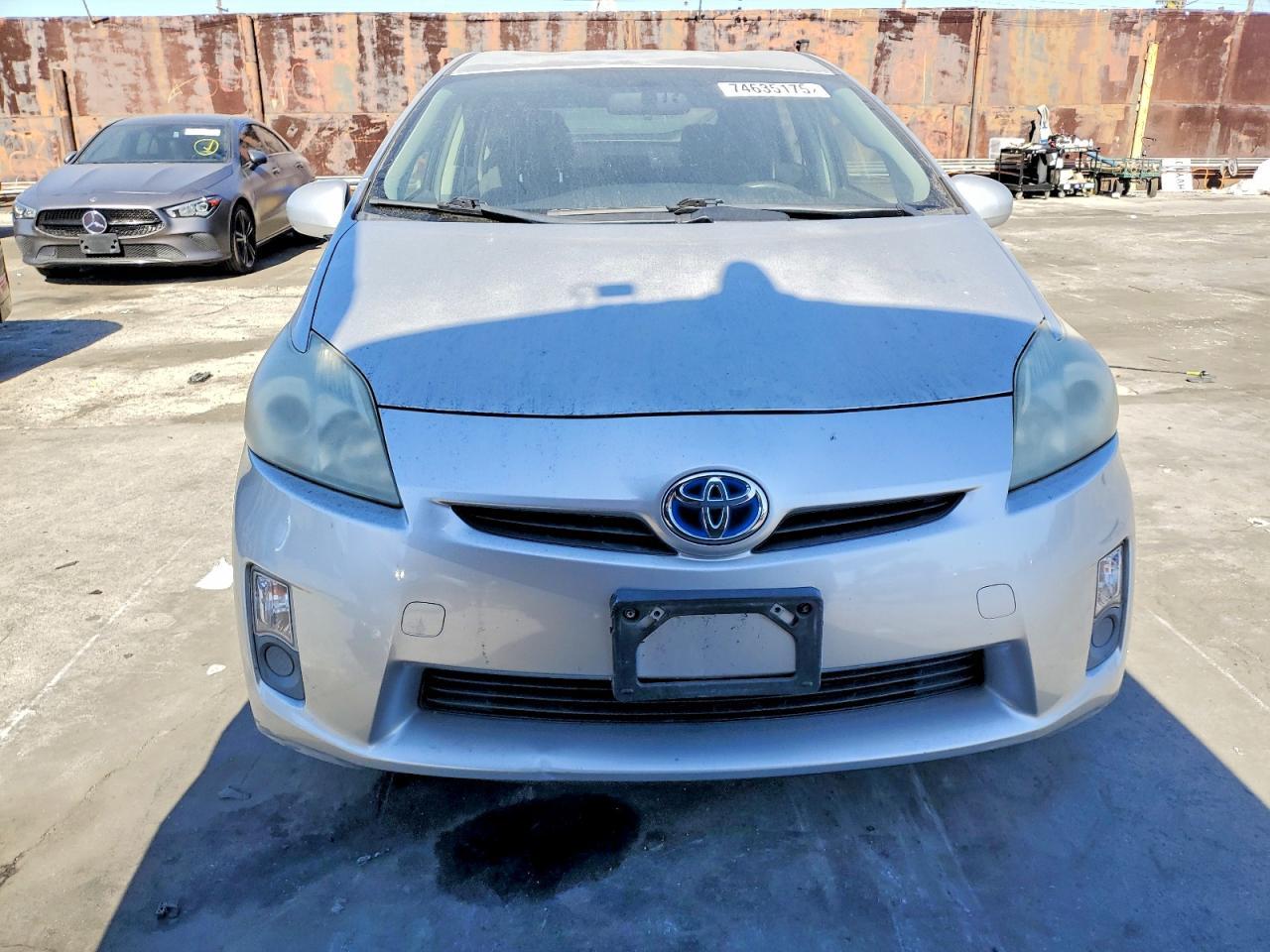 2011 TOYOTA PRIUS