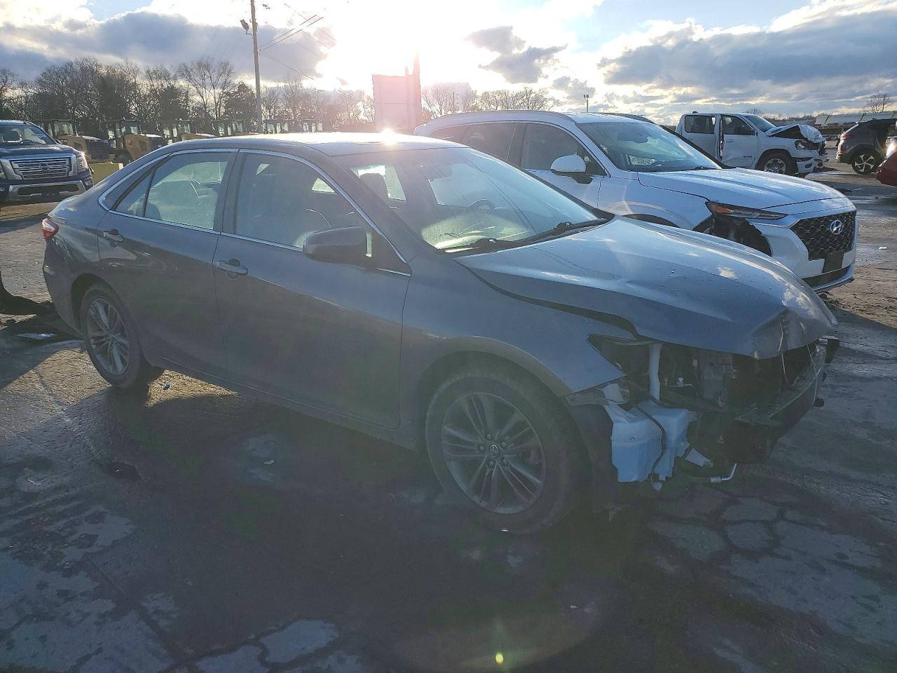 2017 TOYOTA CAMRY
