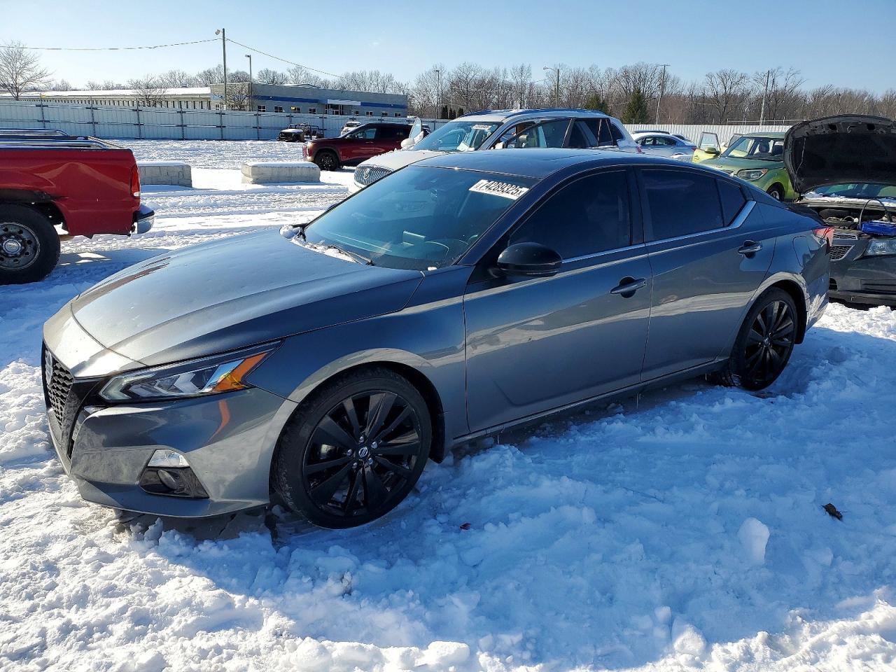 2022 NISSAN ALTIMA