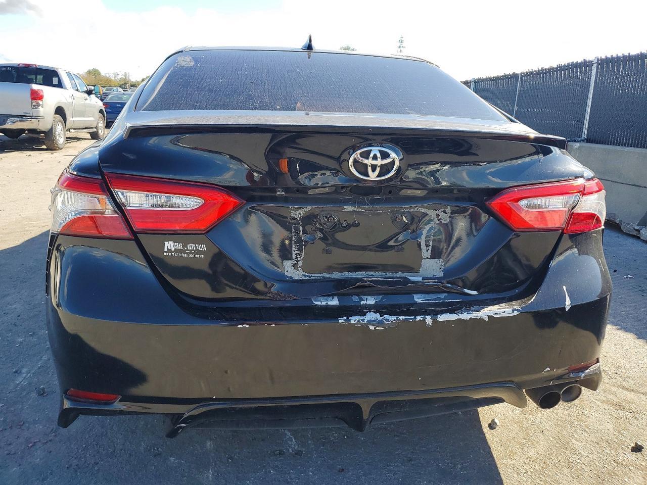 2019 TOYOTA CAMRY