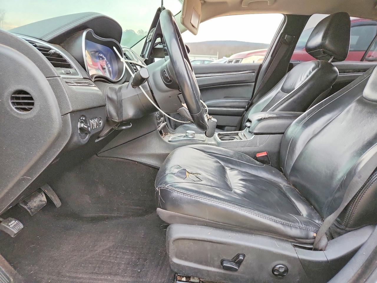2016 CHRYSLER 300