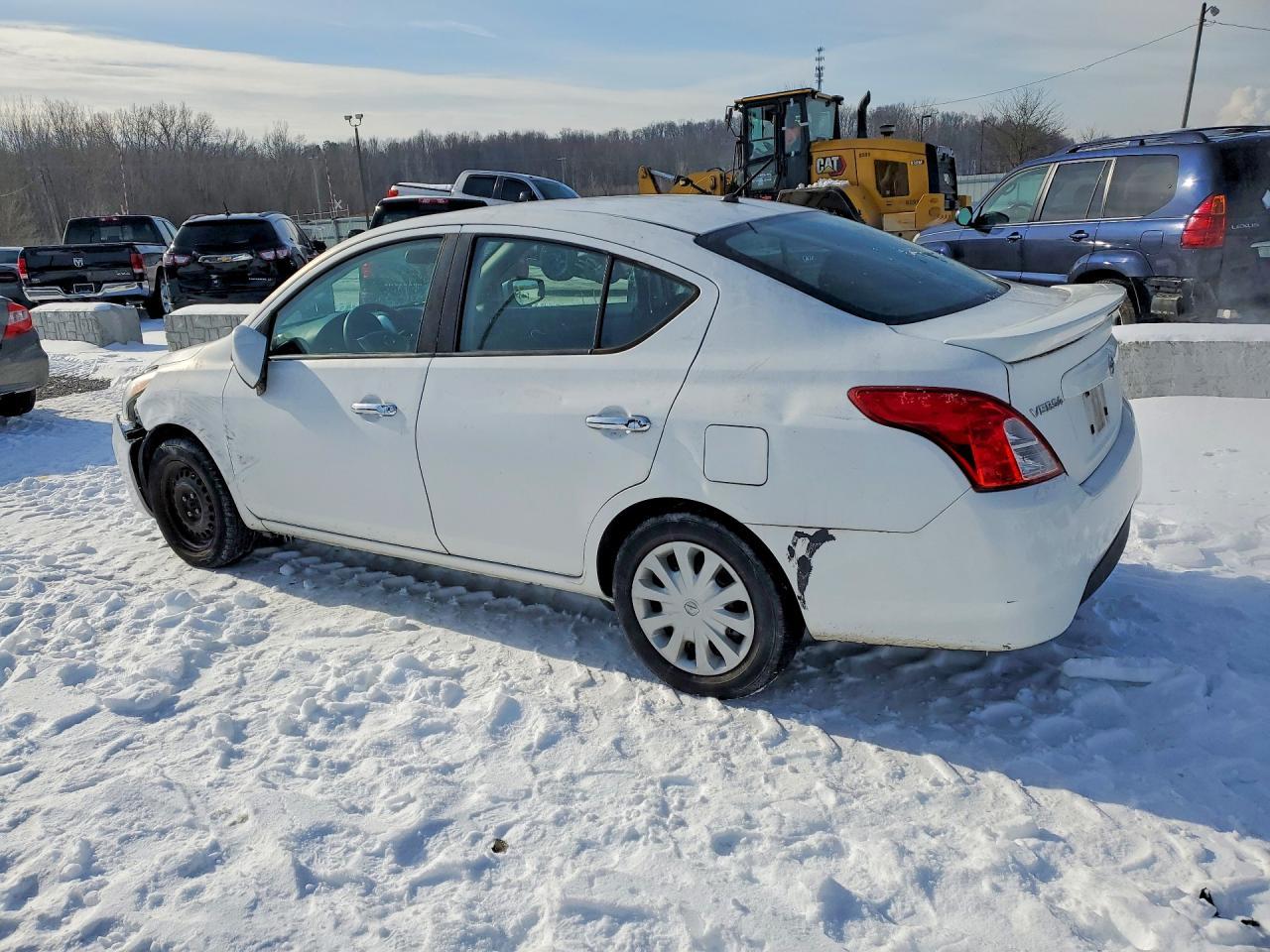 2017 NISSAN VERSA