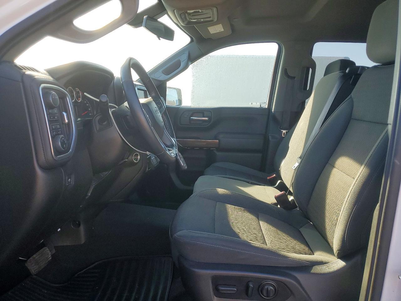 2022 CHEVROLET Silverado