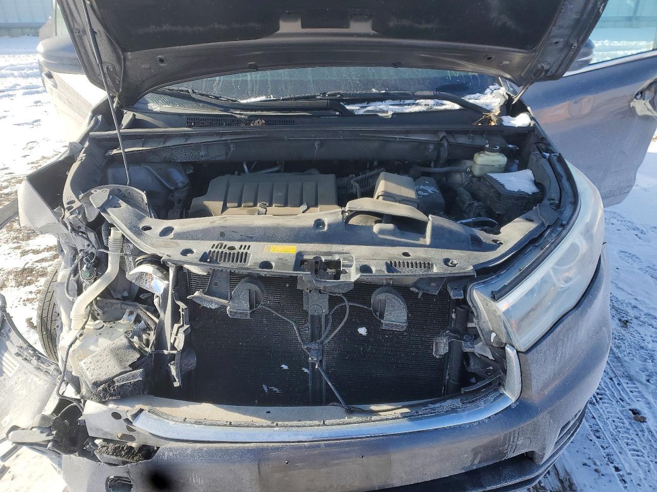 2016 TOYOTA HIGHLANDER