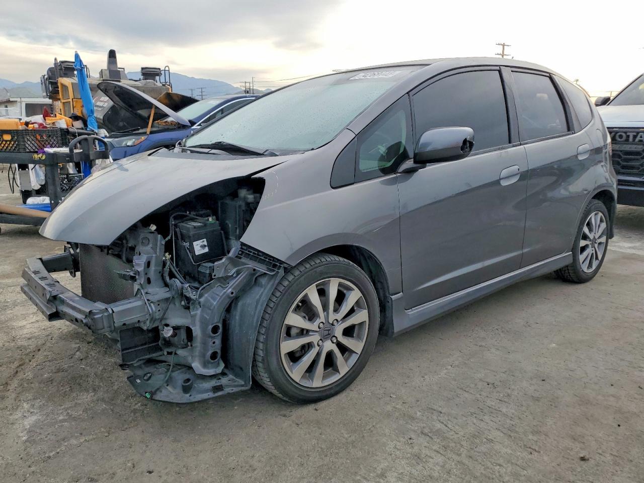 2013 HONDA FIT