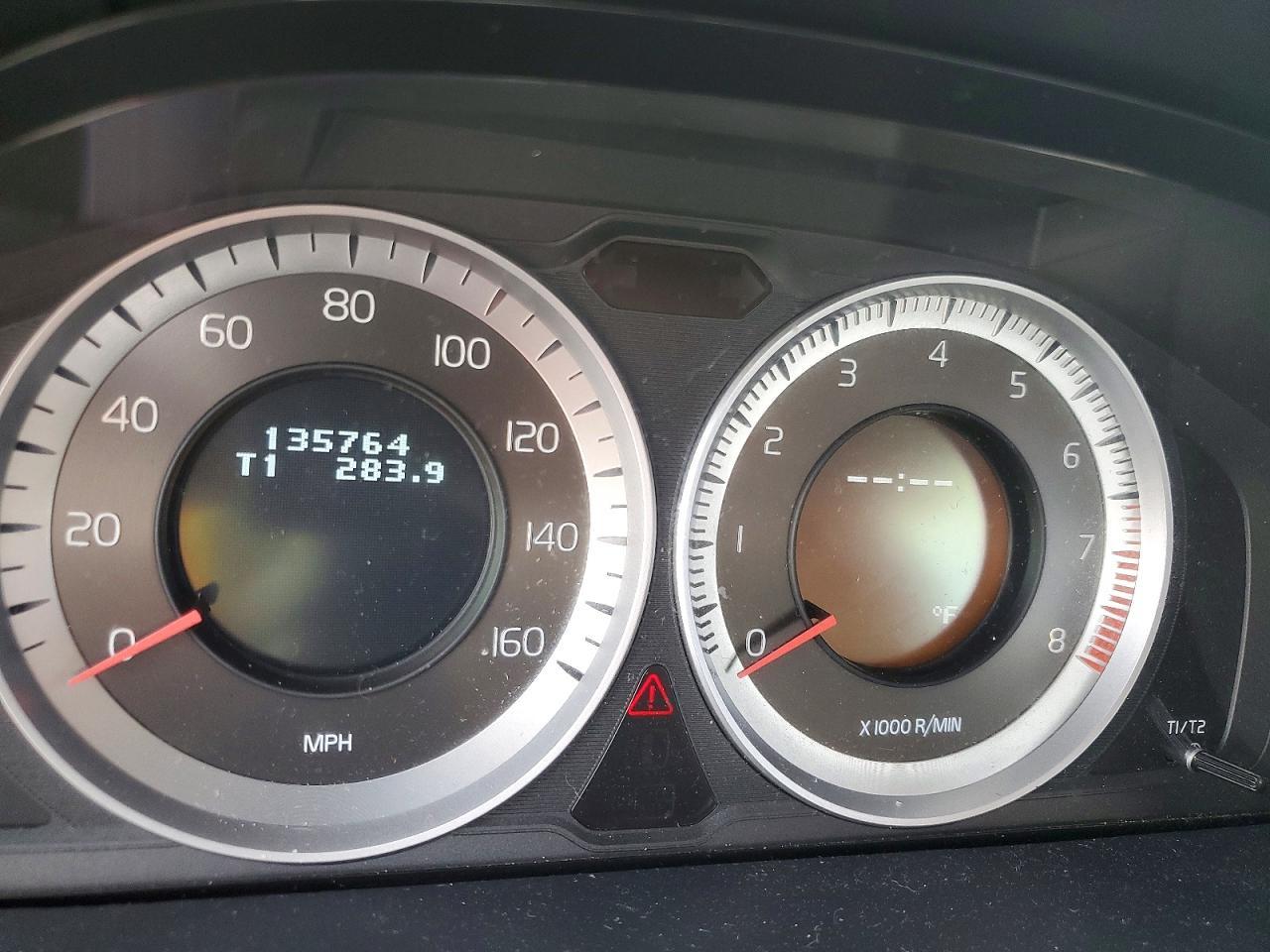2013 VOLVO S60