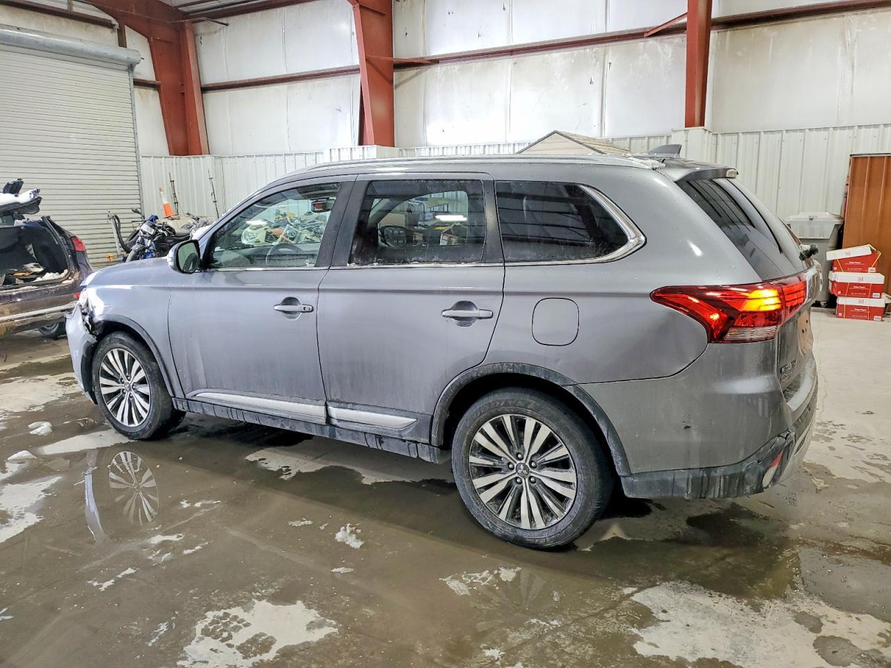 2019 MITSUBISHI outlander