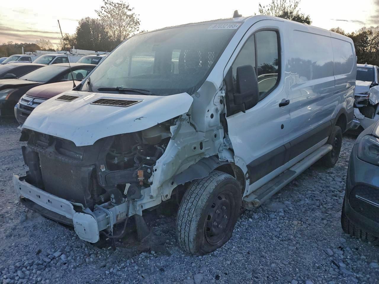 2021 FORD Transit