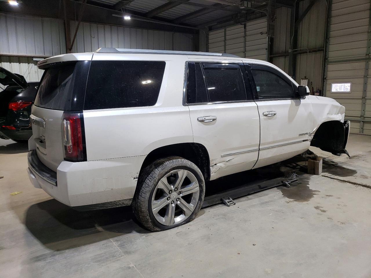 2017 GMC Yukon
