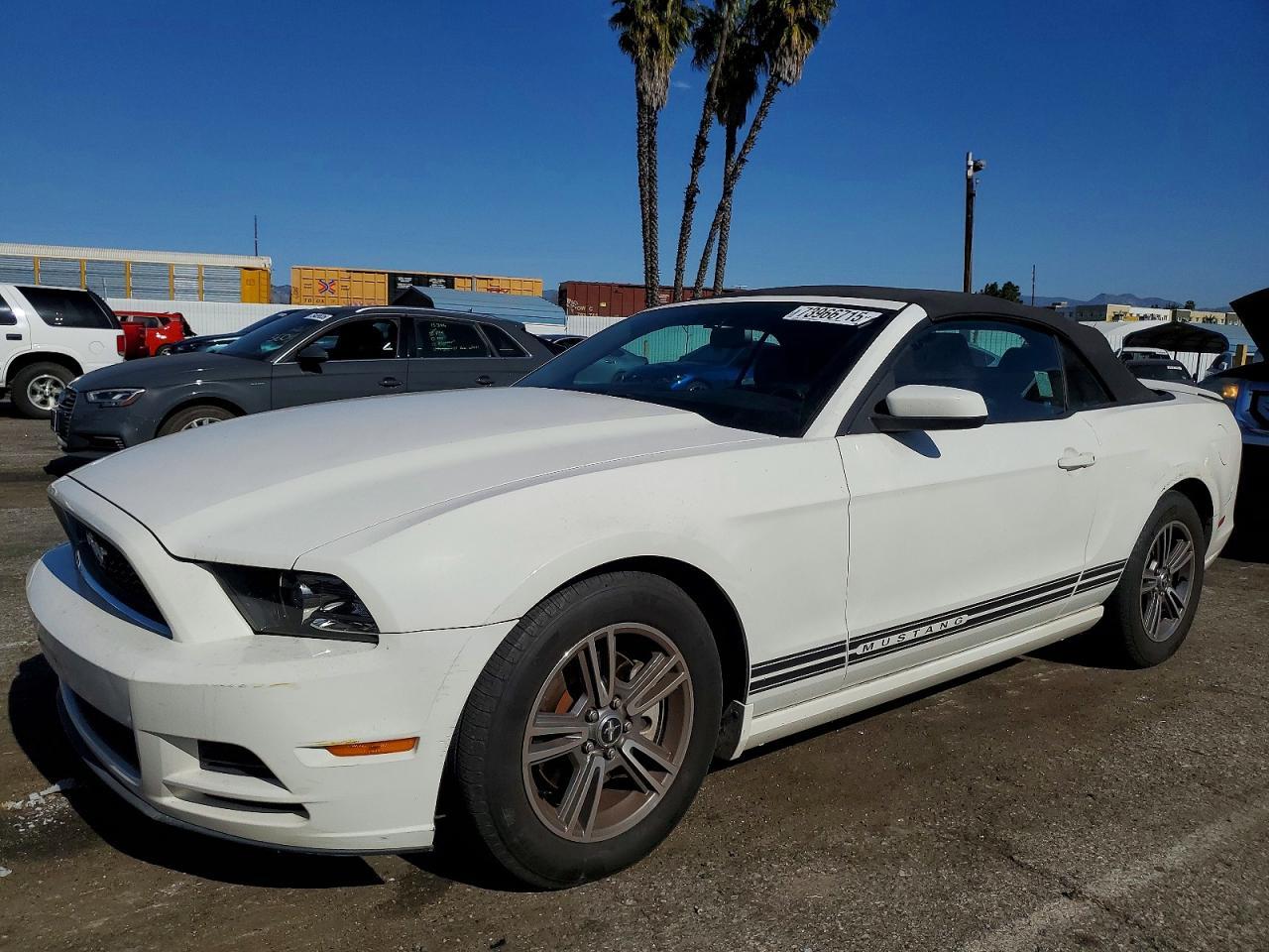 2013 FORD MUSTANG