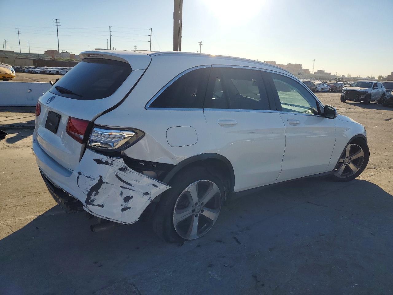 2016 MERCEDES-BENZ GLC-Class