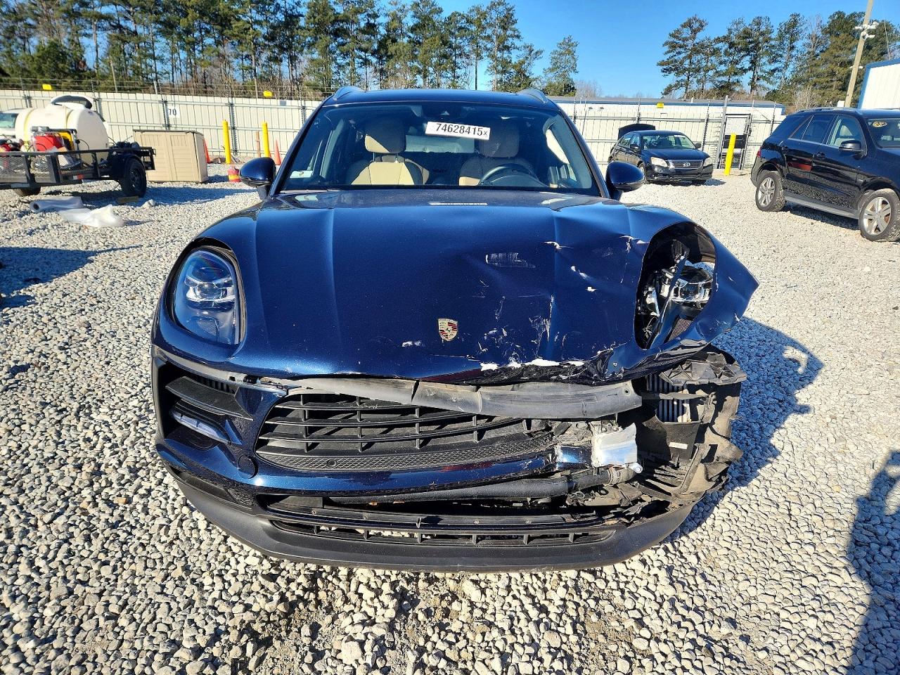 2019 PORSCHE Macan