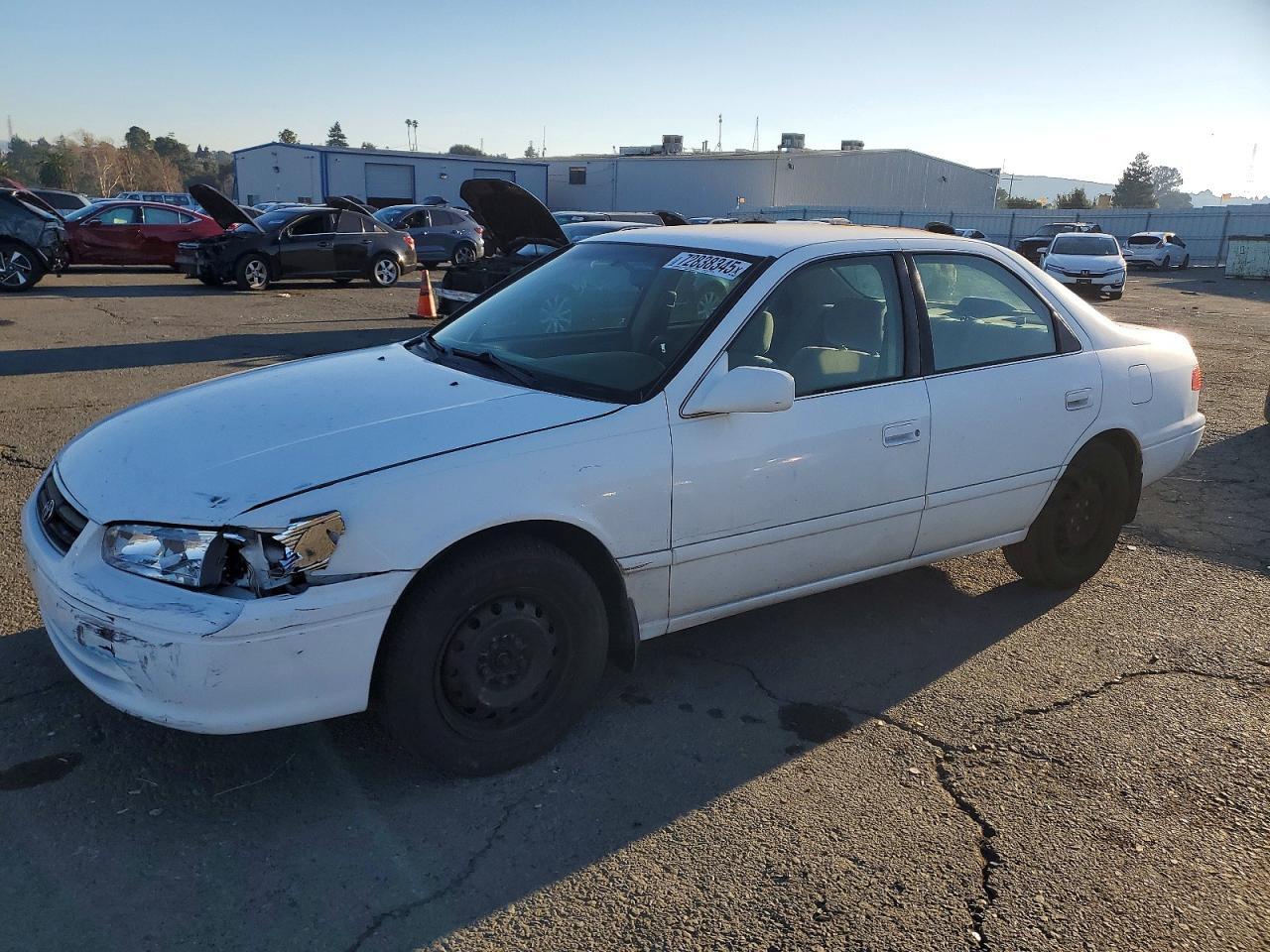2000 TOYOTA CAMRY