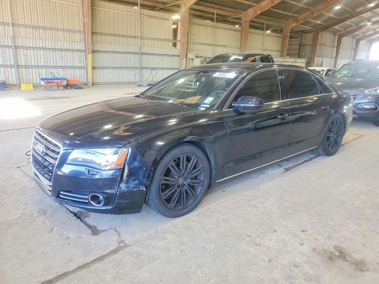 2013 AUDI A8