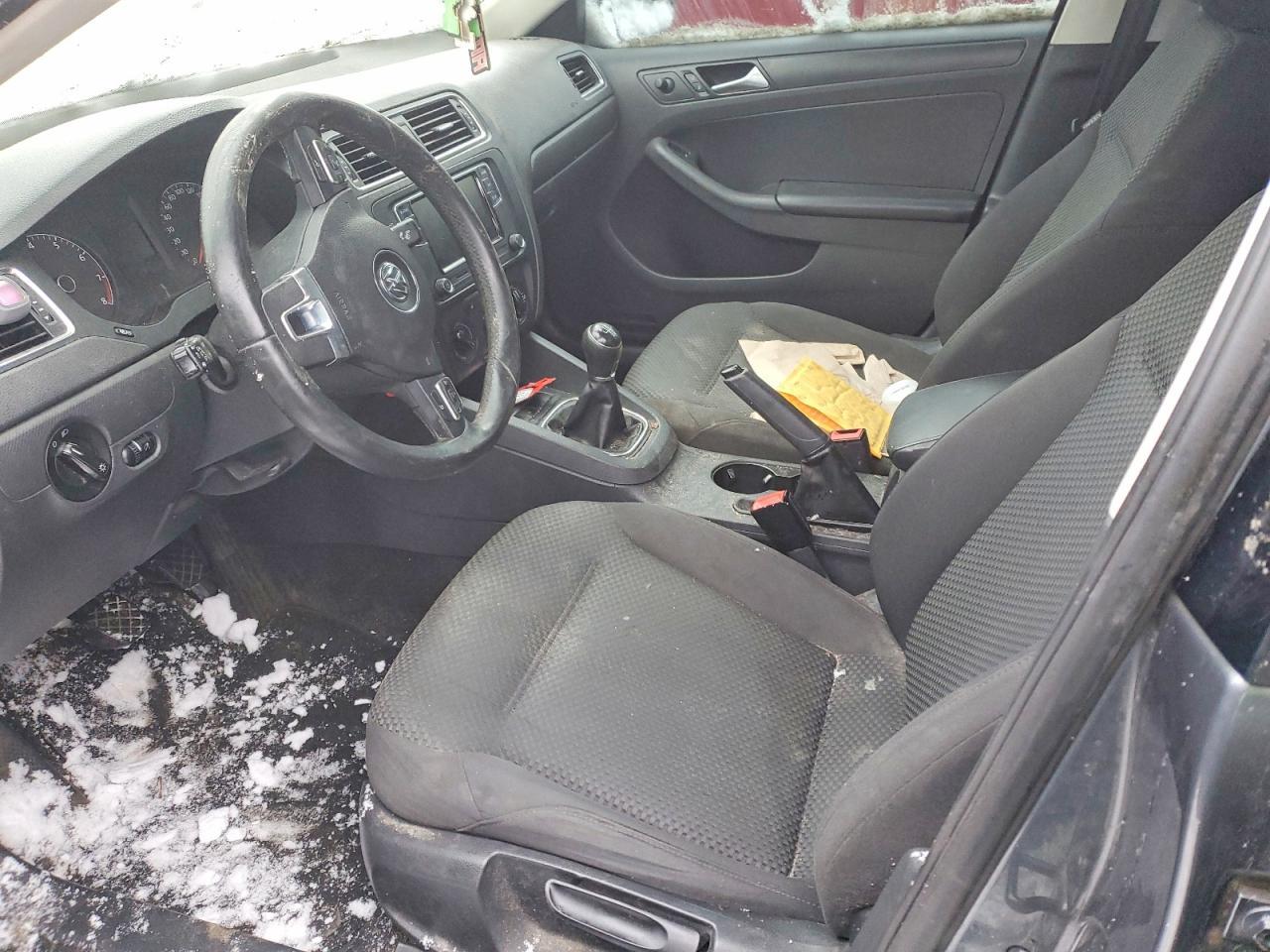 2013 VOLKSWAGEN JETTA