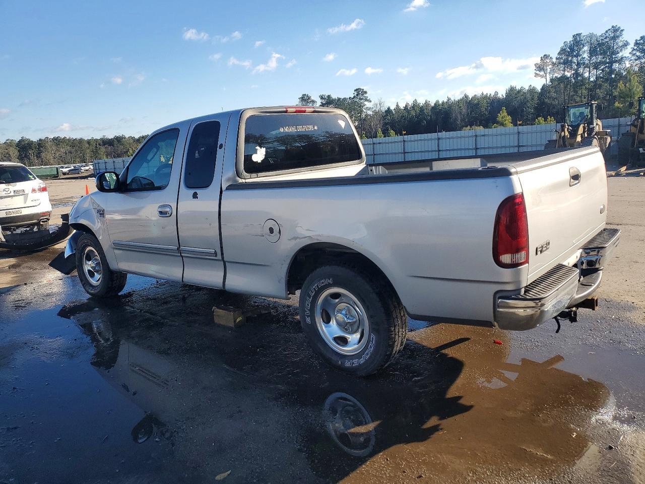 2002 FORD F-150 Lightning