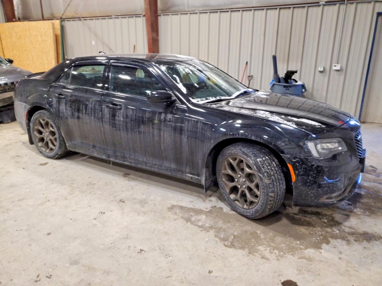 2016 CHRYSLER 300