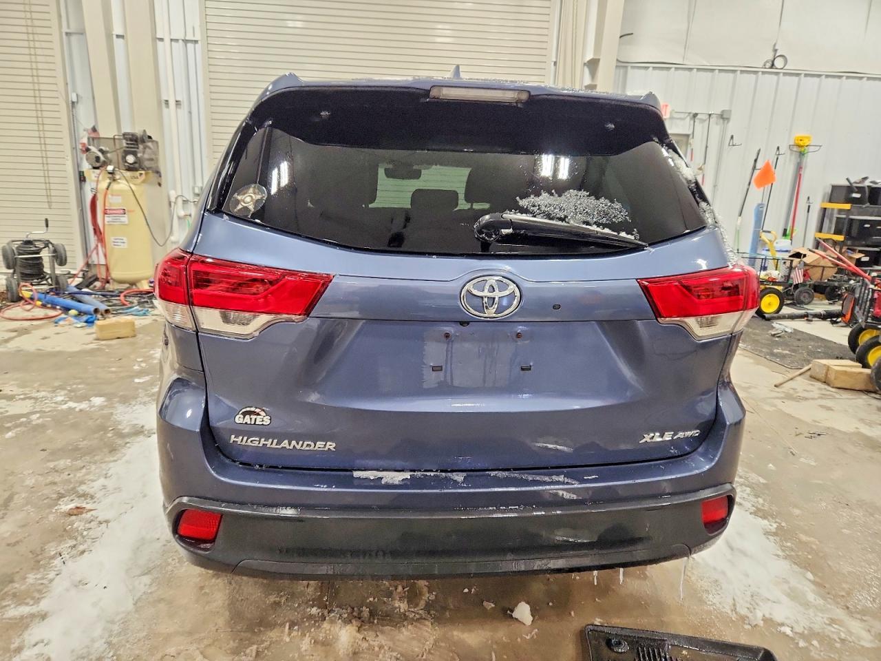 2018 TOYOTA HIGHLANDER