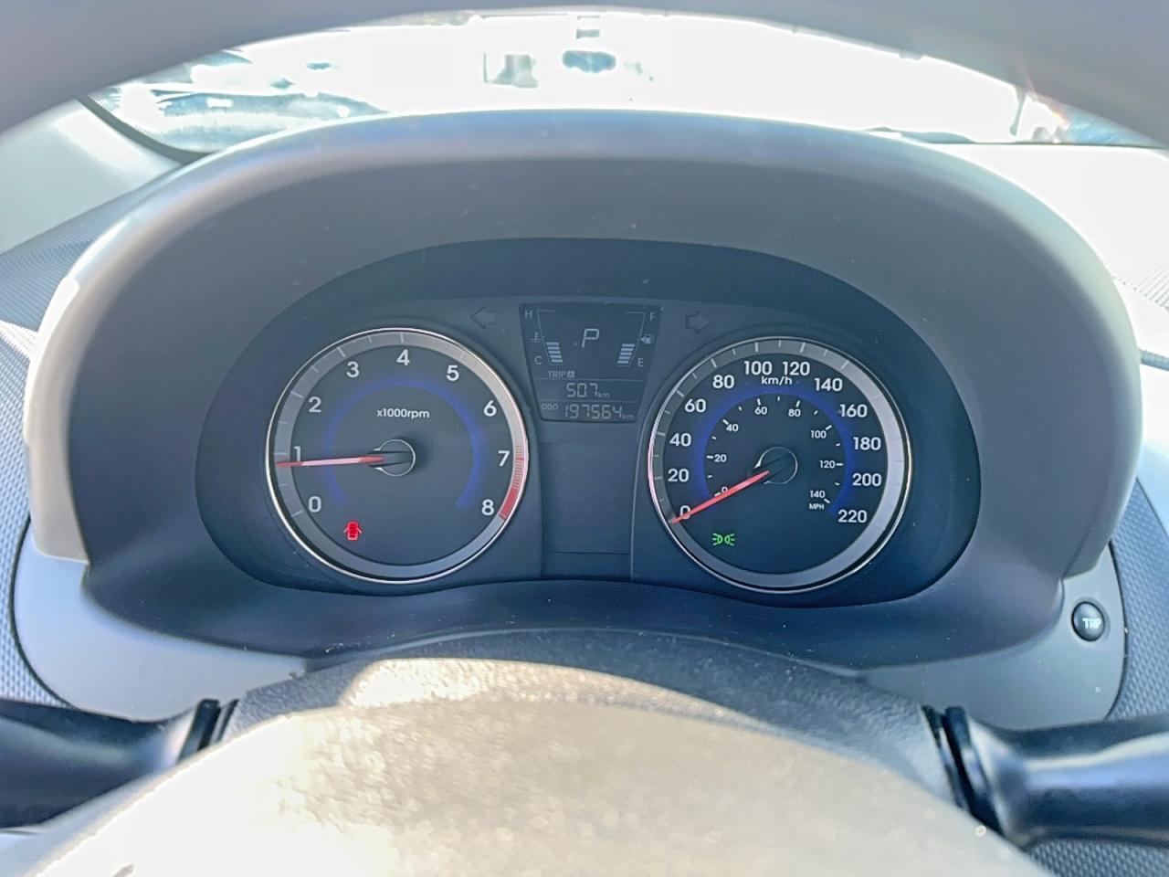2014 HYUNDAI ACCENT